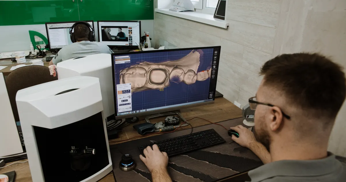 CAD/CAM diş frezləmə texnologiyası
