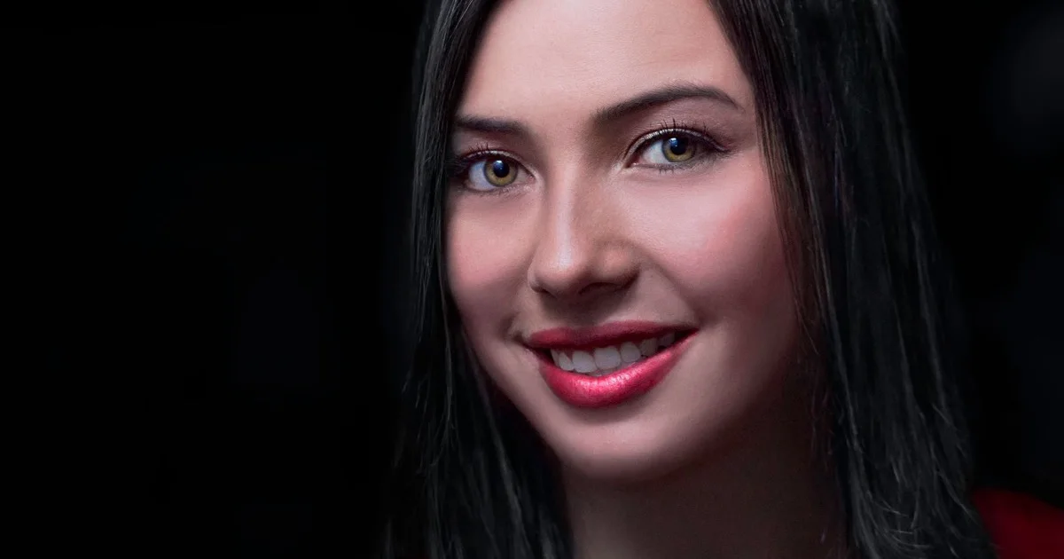 Portrait of a smiling woman