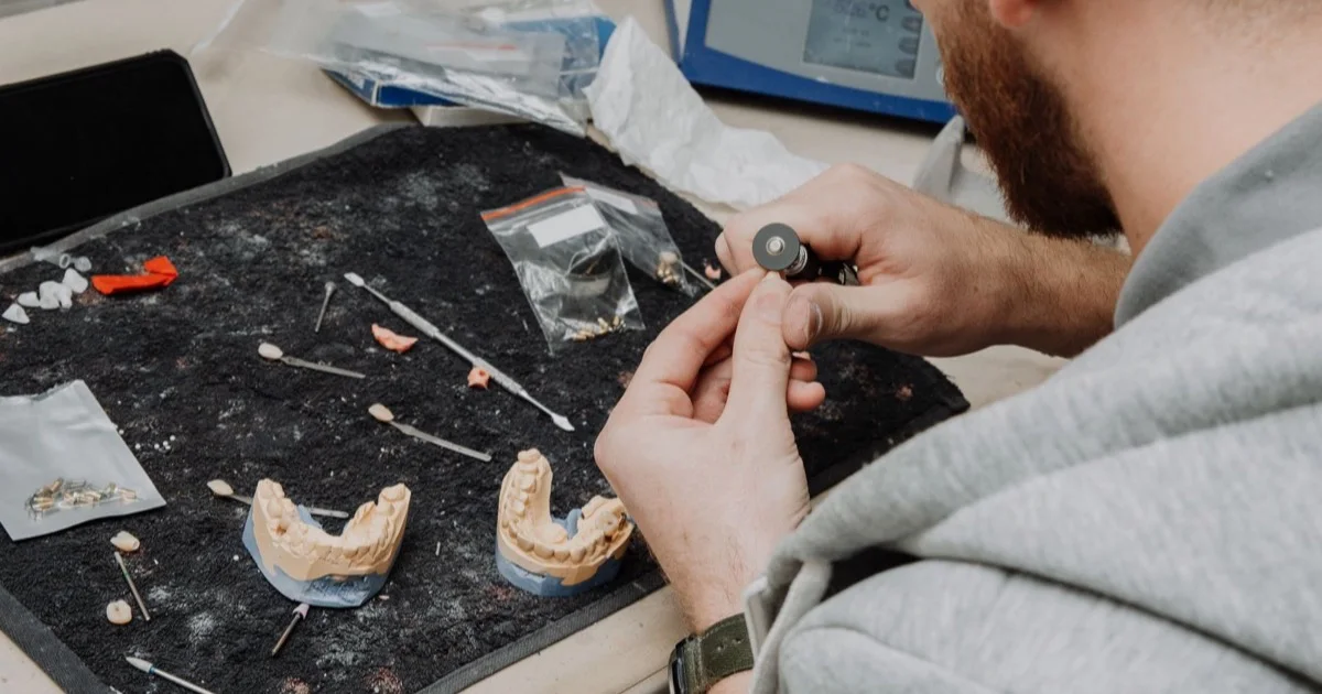 Implant model — abutment and crown