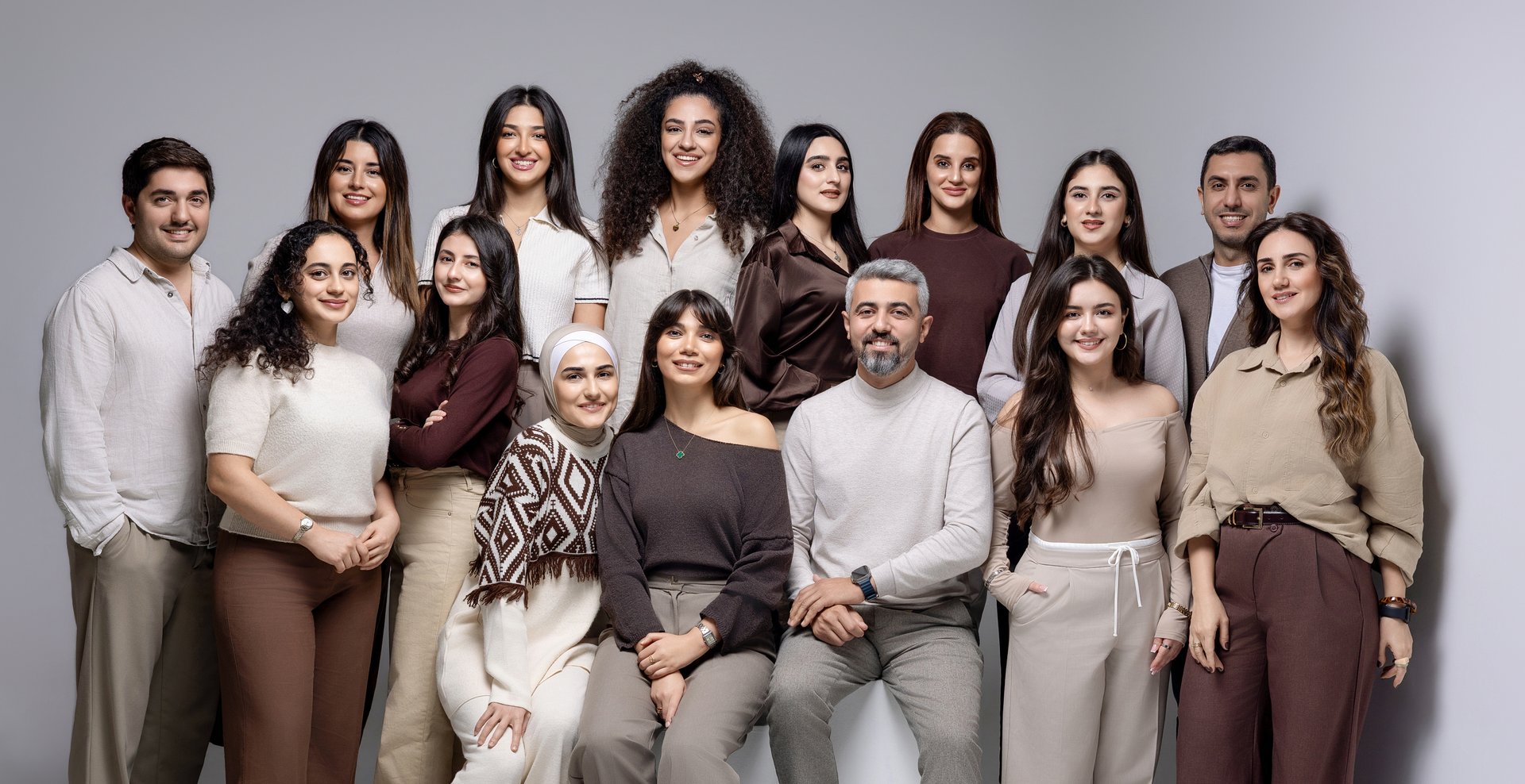 Smile by Dr. Bakhtiyar komandası
